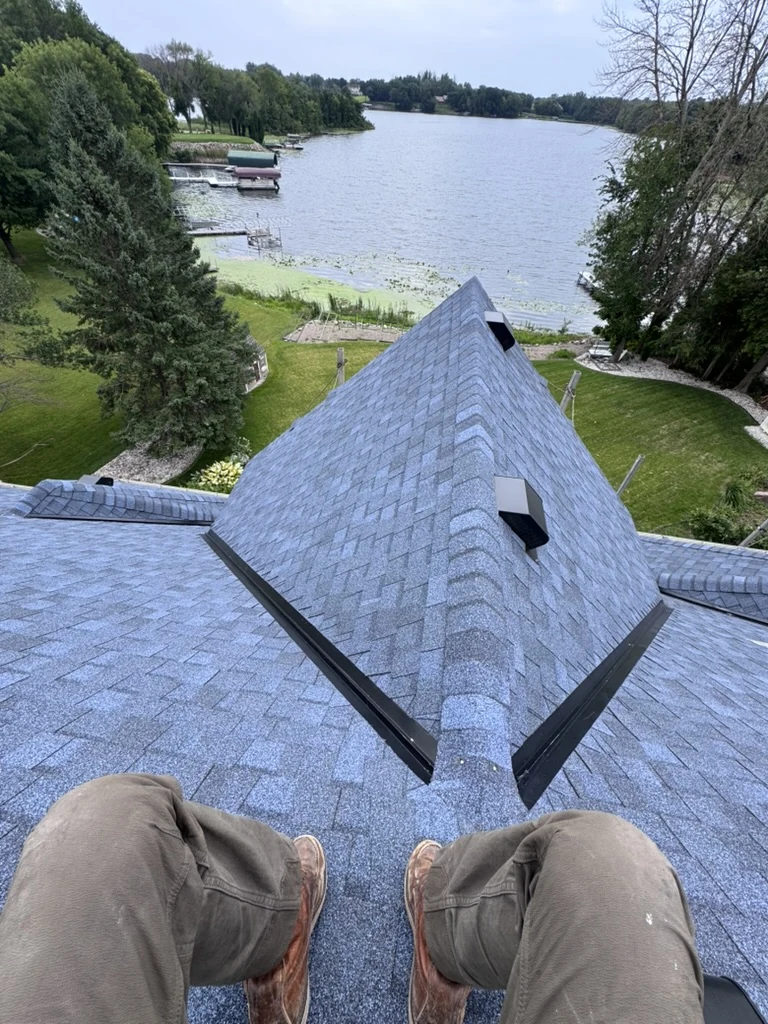 Lakehouse Roof — Minnesota